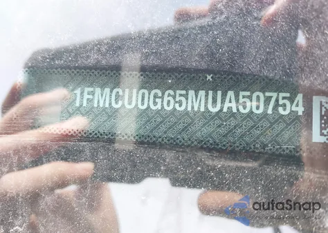 2021 Ford Escape Se z USA, uszkodzony, nr VIN 1FMCU0G65MUA50754